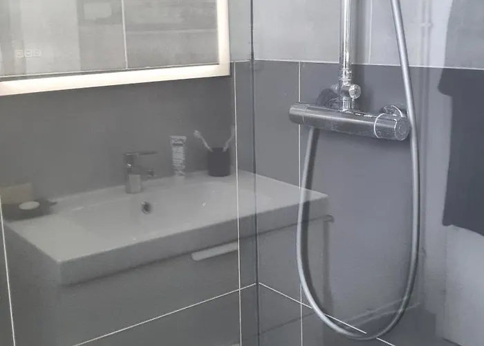 ホームステイ Confortable Dans Un Lumineux トゥールーズ