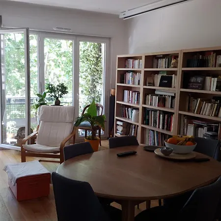 Confortable Dans Un Lumineux Pansiyon Toulouse