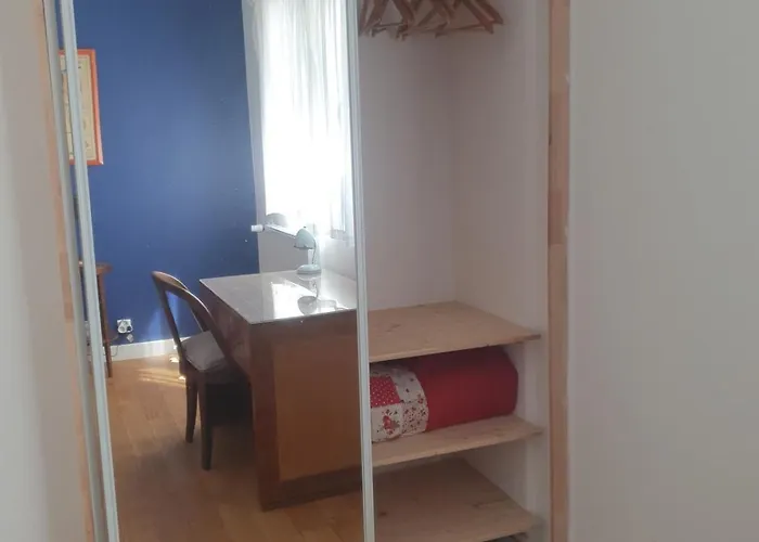 Confortable Dans Un Lumineux *